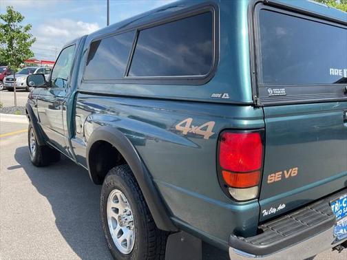 1998 Mazda B3000 B3000 SE 2dr 4WD Standard Cab SB