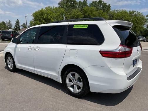 2015 Toyota Sienna LE
