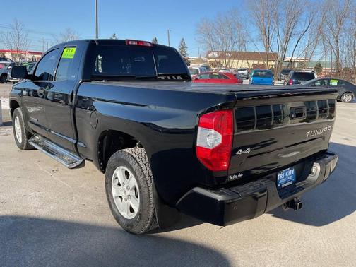 2016 Toyota Tundra SR5
