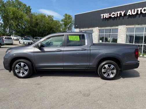 Modern Steel Metallic 2019 Honda Ridgeline RTL