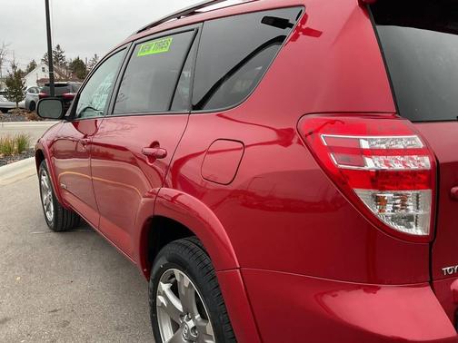 2010 Toyota RAV4 Sport