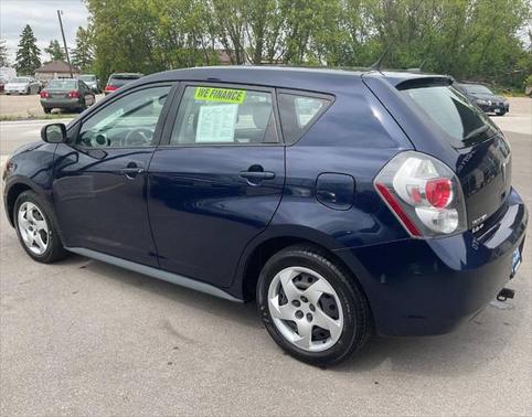 2010 Pontiac Vibe Base