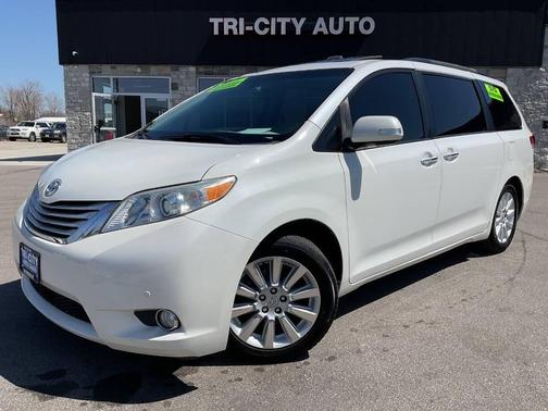 Blizzard Pearl 2013 Toyota Sienna Limited