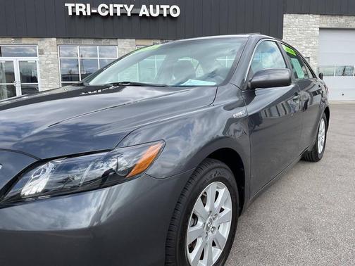 Magnetic Gray Metallic 2009 Toyota Camry Hybrid SE