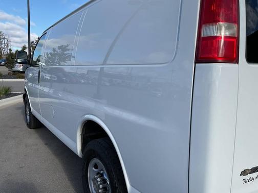 2015 Chevrolet Express 2500 Work Van