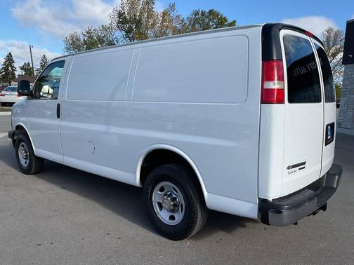 2015 Chevrolet Express 2500 Work Van