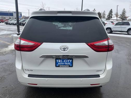 2017 Toyota Sienna Limited Premium