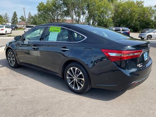 2016 Toyota Avalon Hybrid XLE Premium