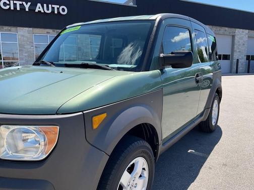 Galapagos Green Metallic 2004 Honda Element EX