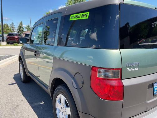 Galapagos Green Metallic 2004 Honda Element EX