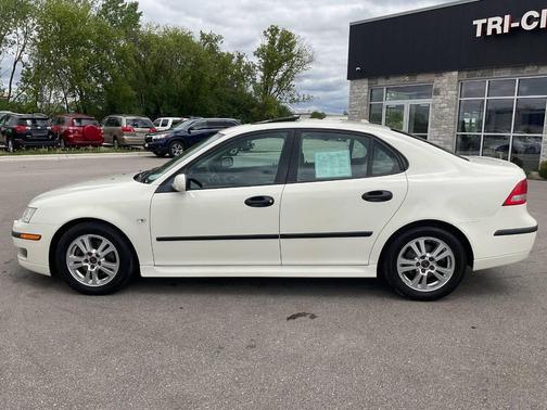 Polar White 2005 Saab 9-3 2.0T