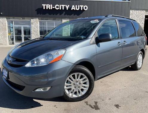 2010 Toyota Sienna XLE