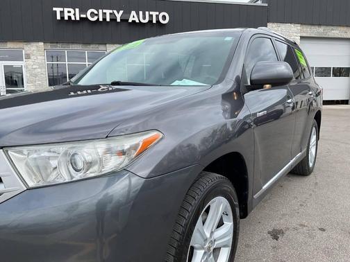 Magnetic Gray Metallic 2012 Toyota Highlander Limited