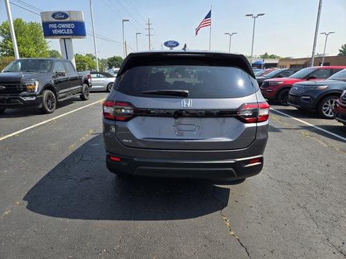 2023 Honda Pilot LX