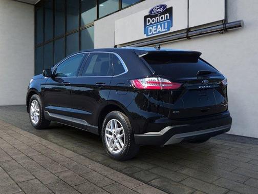Agate Black Metallic 2024 Ford Edge SEL