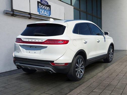 White 2019 Lincoln MKC Reserve