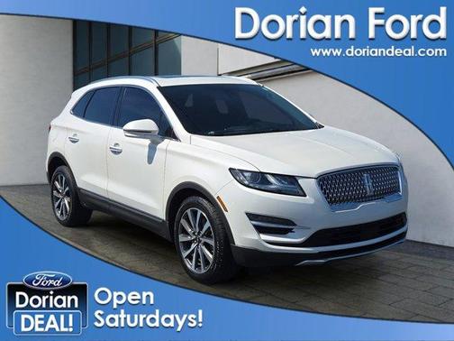 White 2019 Lincoln MKC Reserve