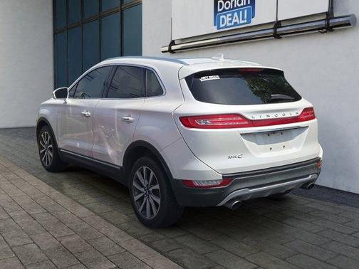 White 2019 Lincoln MKC Reserve