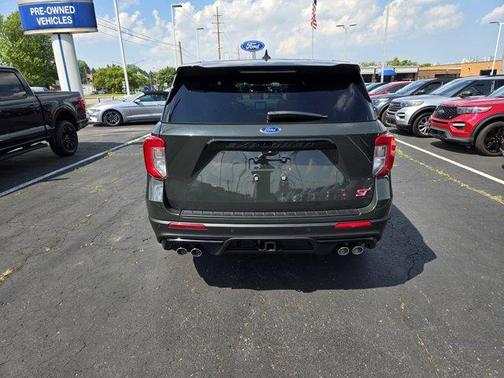 2022 Ford Explorer ST