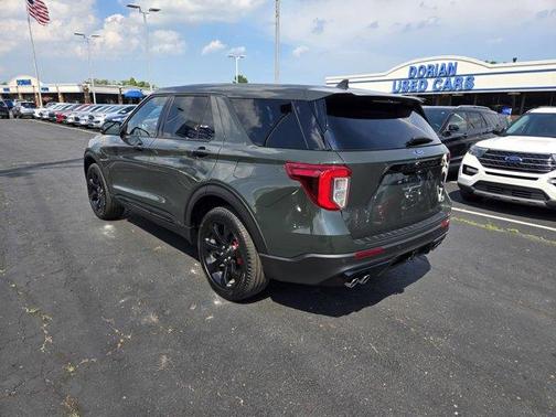 2022 Ford Explorer ST