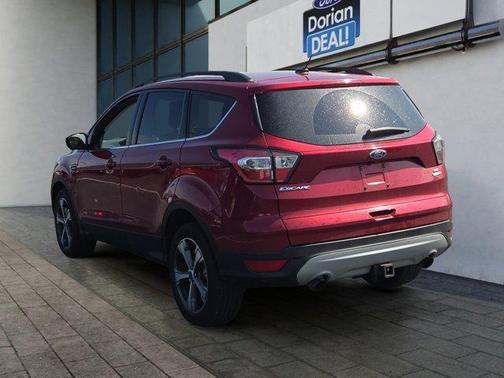 Red 2017 Ford Escape SE