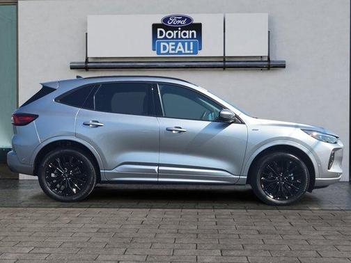 2024 Ford Escape ST-Line Elite