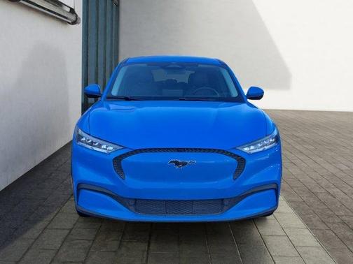 2022 Ford Mustang Mach-E Select