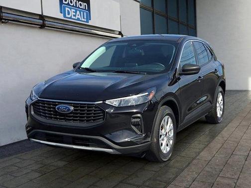Agate Black Metallic 2023 Ford Escape Active