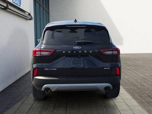 Black 2023 Ford Escape Active