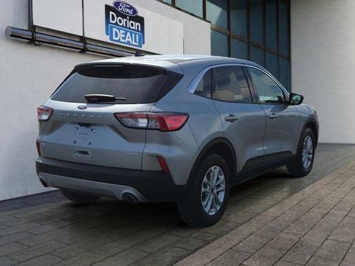 Silver 2022 Ford Escape SE