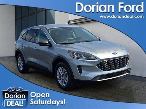 Silver 2022 Ford Escape SE