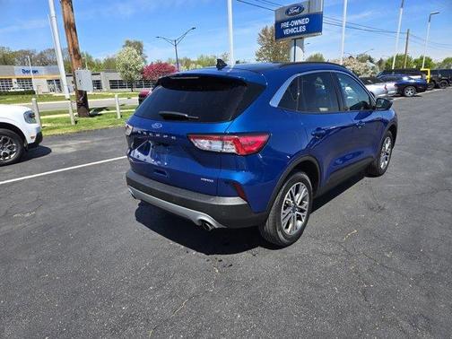 2022 Ford Escape SEL