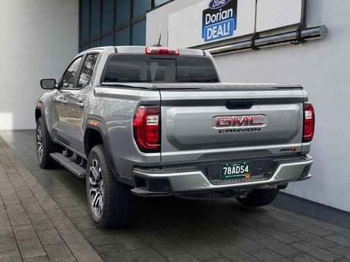 2024 GMC Canyon AT4
