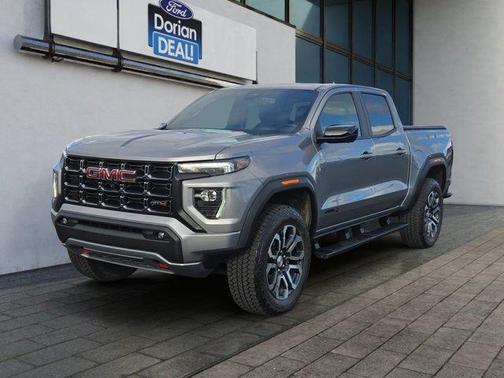 2024 GMC Canyon AT4