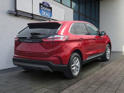 Rapid Red Metallic Tinted Clearcoat 2023 Ford Edge SEL