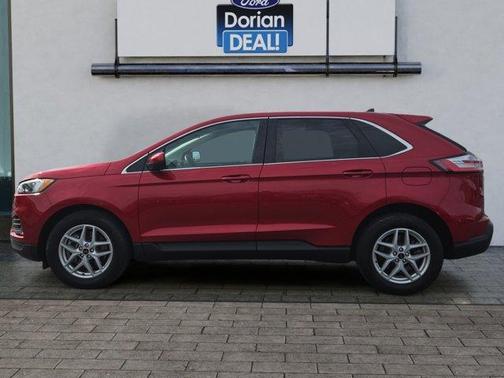 Rapid Red Metallic Tinted Clearcoat 2023 Ford Edge SEL