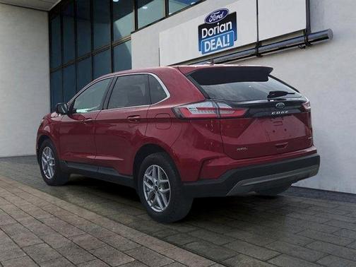 Rapid Red Metallic Tinted Clearcoat 2023 Ford Edge SEL