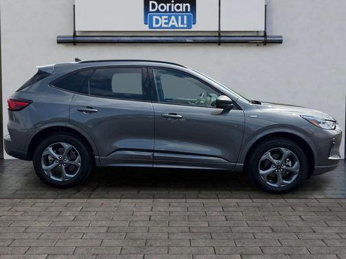 Carbonized Gray Metallic 2023 Ford Escape ST-Line