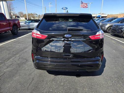 2022 Ford Edge ST-Line