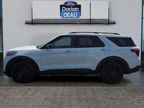 Star White 2023 Ford Explorer ST