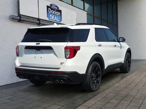 Star White Metallic Tri-Coat 2023 Ford Explorer ST