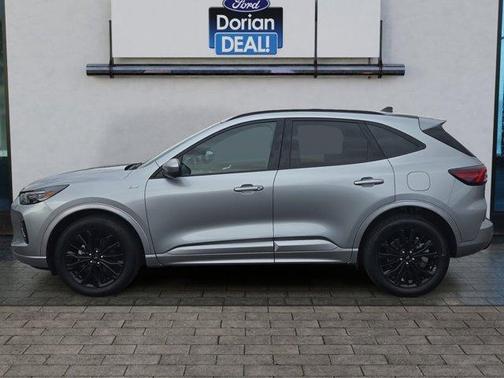 2023 Ford Escape ST-Line Elite
