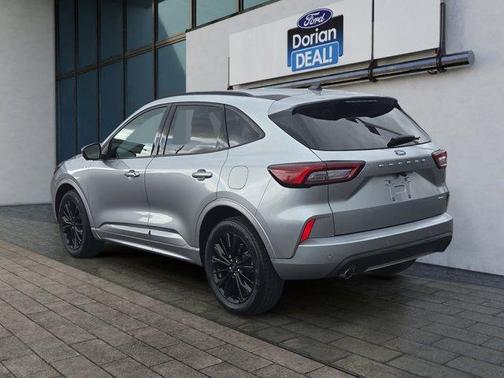 2023 Ford Escape ST-Line Elite