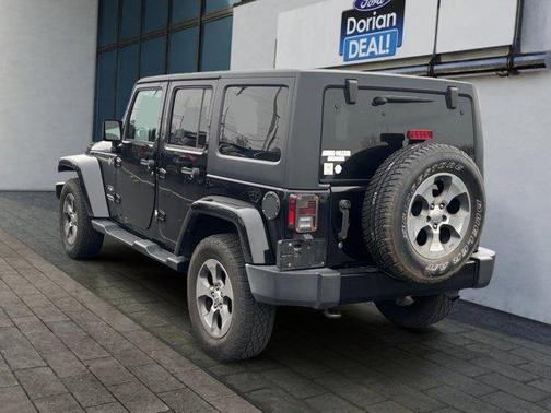 2016 Jeep Wrangler Unlimited Sahara