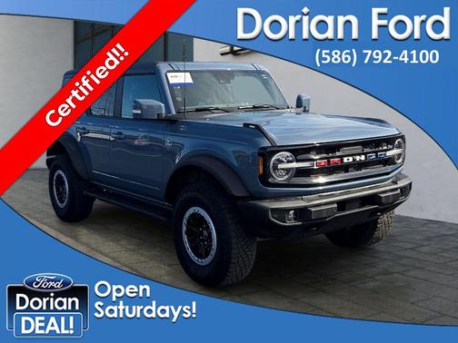 Azure Gray Metallic Tri-Coat 2023 Ford Bronco Outer Banks