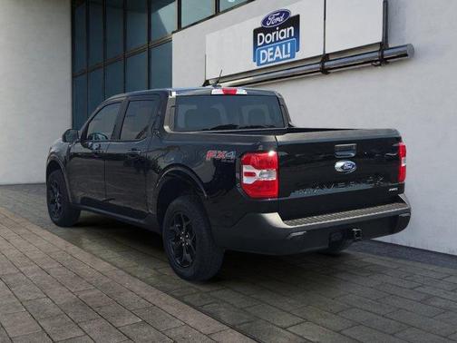 Black 2023 Ford Maverick BASE