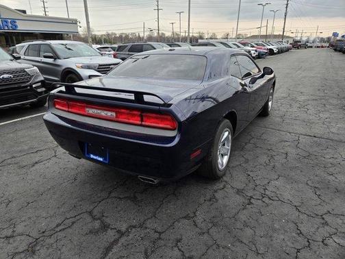 2013 Dodge Challenger SXT