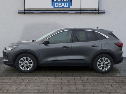 Carbonized Gray Metallic 2023 Ford Escape Active