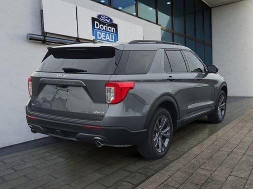 Carbonized Gray Metallic 2023 Ford Explorer XLT
