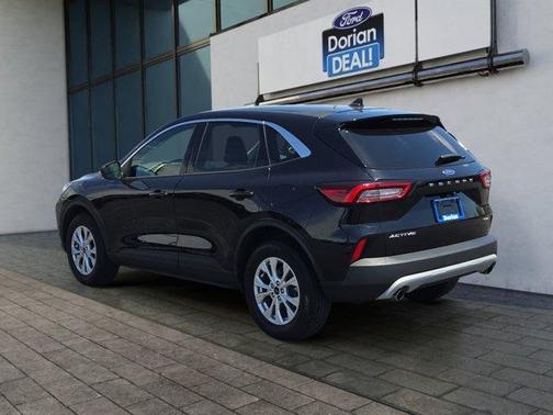 Black 2023 Ford Escape Active